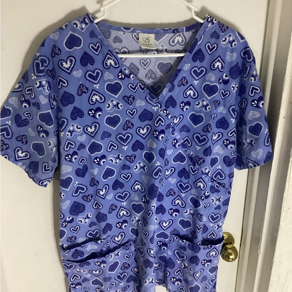 B Scuba Blue Hearts Scrub Top Size 1X